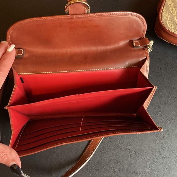 Clutch and wristlet - Picture 3 of 4